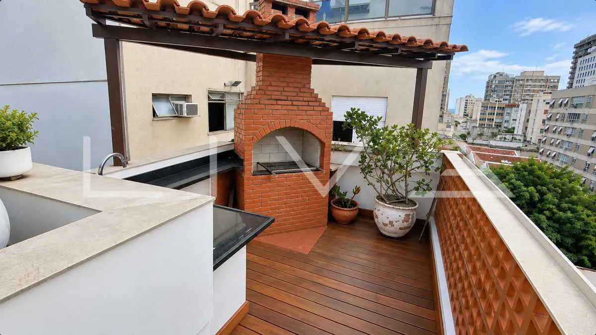 Triplex penthouse with 3 bedrooms and balcony grill — photo 17