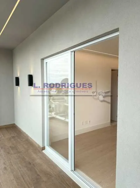 House with 5 bedrooms, 315 m², 3 parking spaces — photo 30
