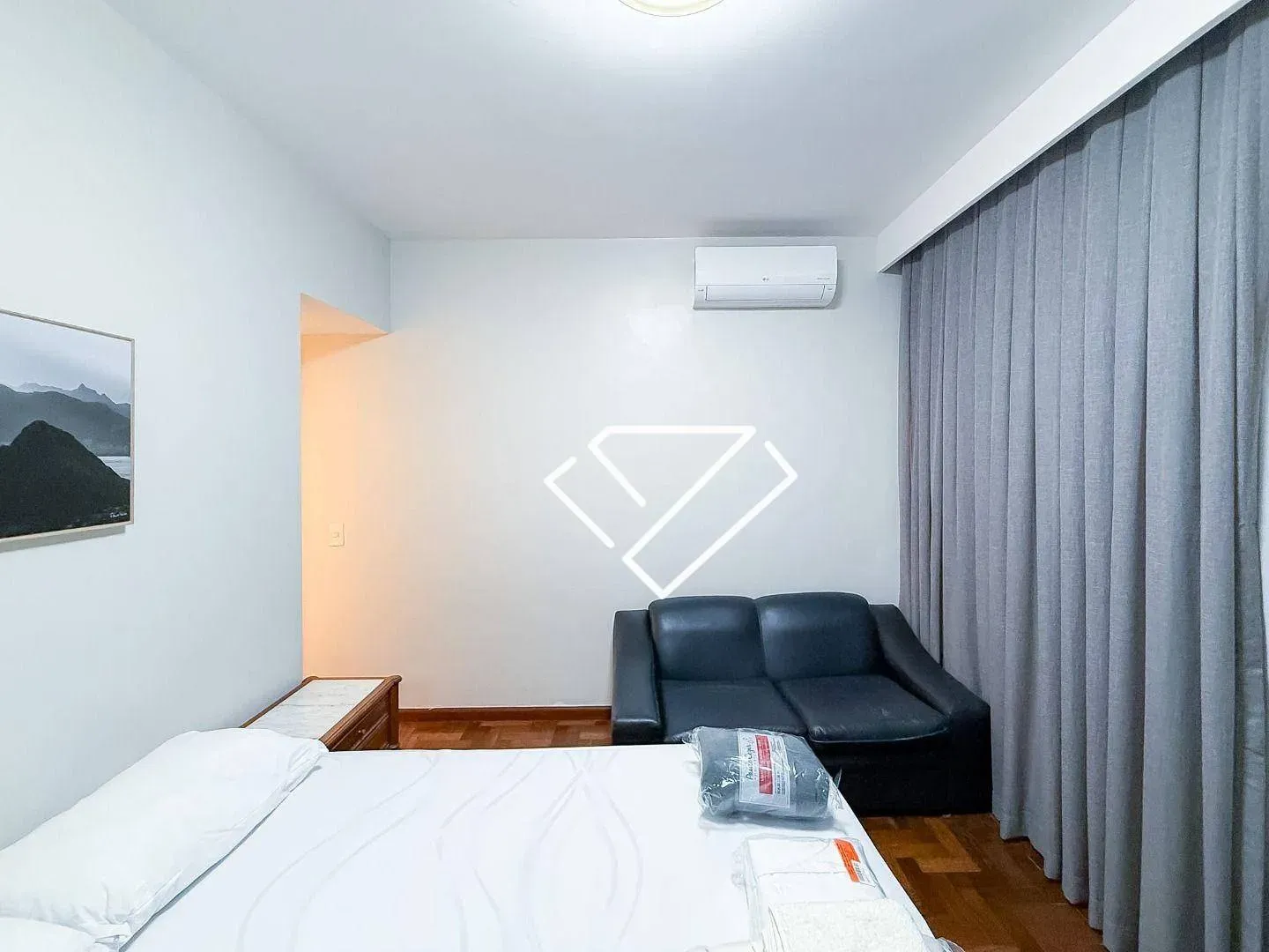 Apartment with 4 bedrooms and a separate gas kitchen — photo 37