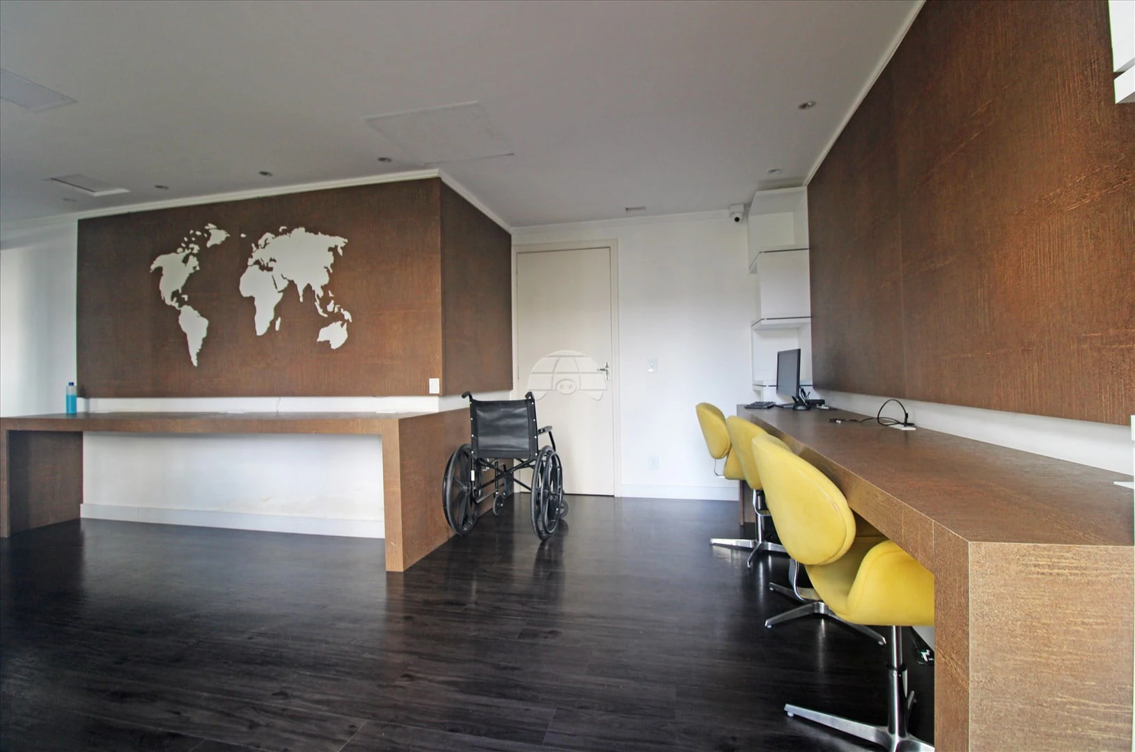 Стиральная машина и 2 спальни: квартира 48 м² — photo 12