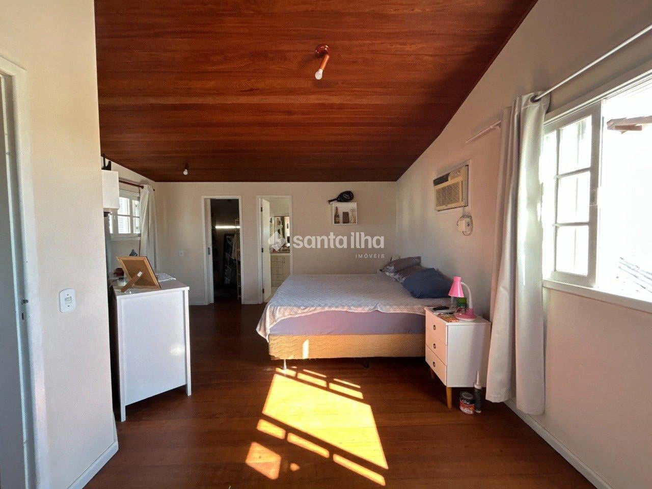 Casa de 300 m² con bañera y balcón gourmet — photo 3