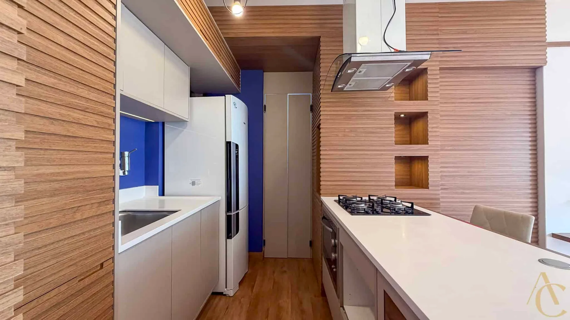 Apartamento amueblado de 2 habitaciones con cocina abierta — photo 31