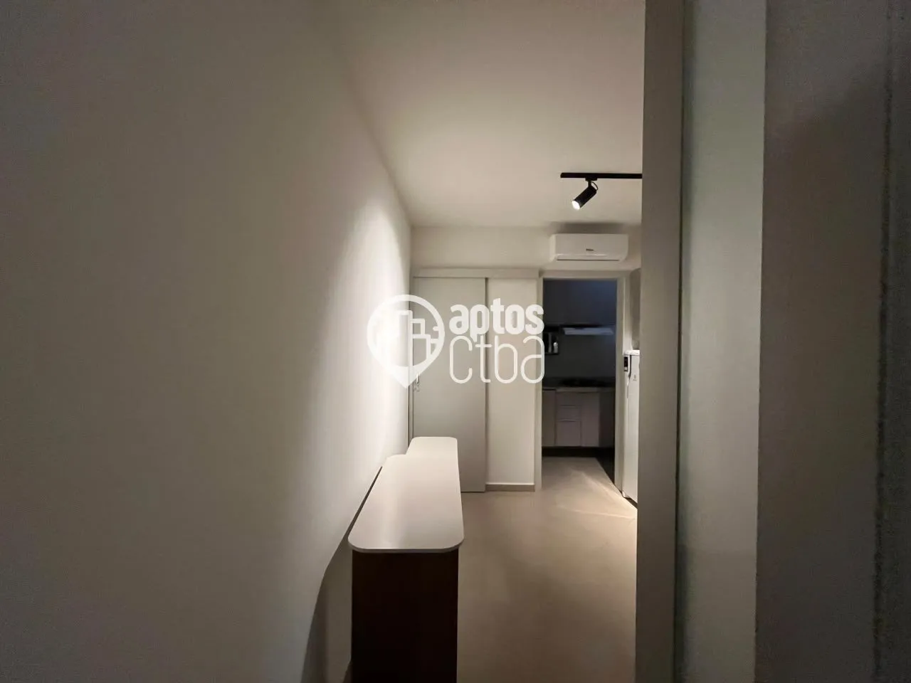 Студия на 14-м этаже с рабочим местом — photo 12