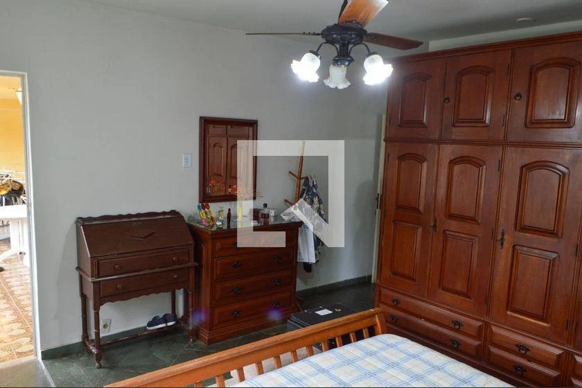 House with 5 bedrooms, balcony and 650 m² — photo 7