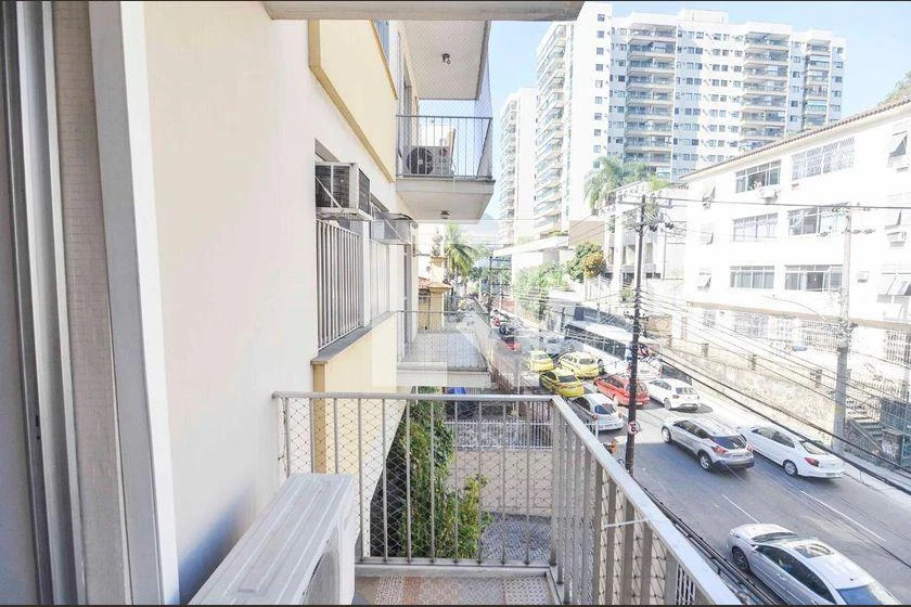 Apartamento de alquiler con 3 dormitorios y 98 m² — photo 27