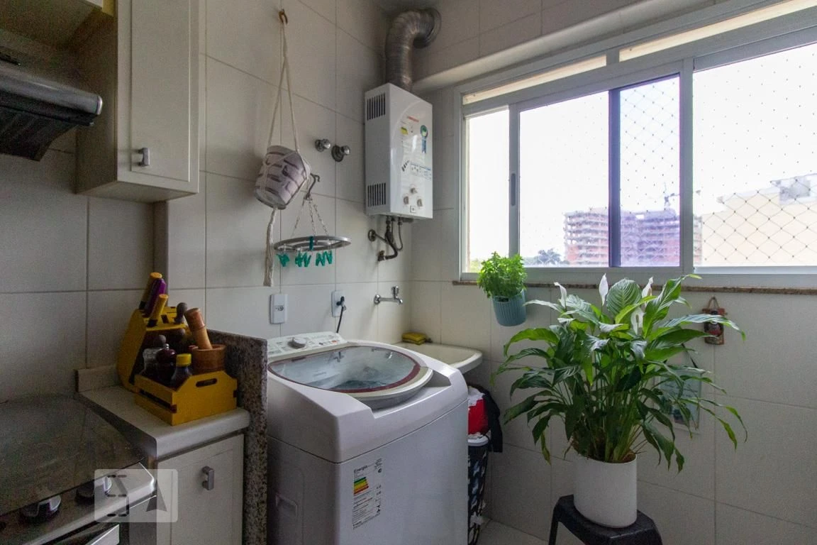 3-bedroom apartment with a mountain view — photo 32