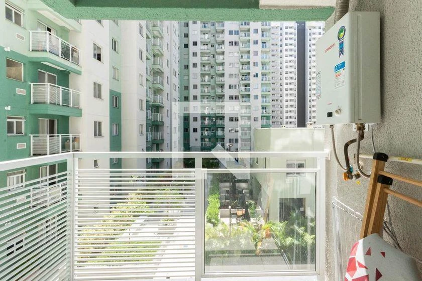 Apartamento mobiliado de 1 quarto com 30 m² e banheiro — photo 30