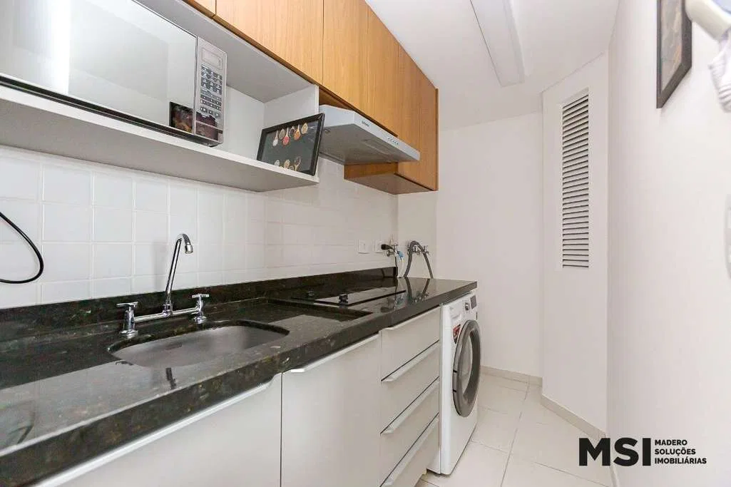One-bedroom apartment with a washing machine in Curitiba — photo 2