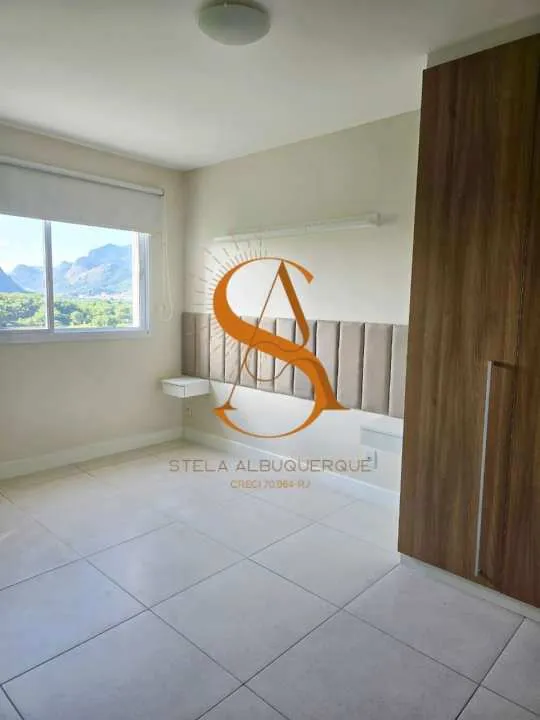 2-bedroom 2-bath apartment with open-plan kitchen — photo 10