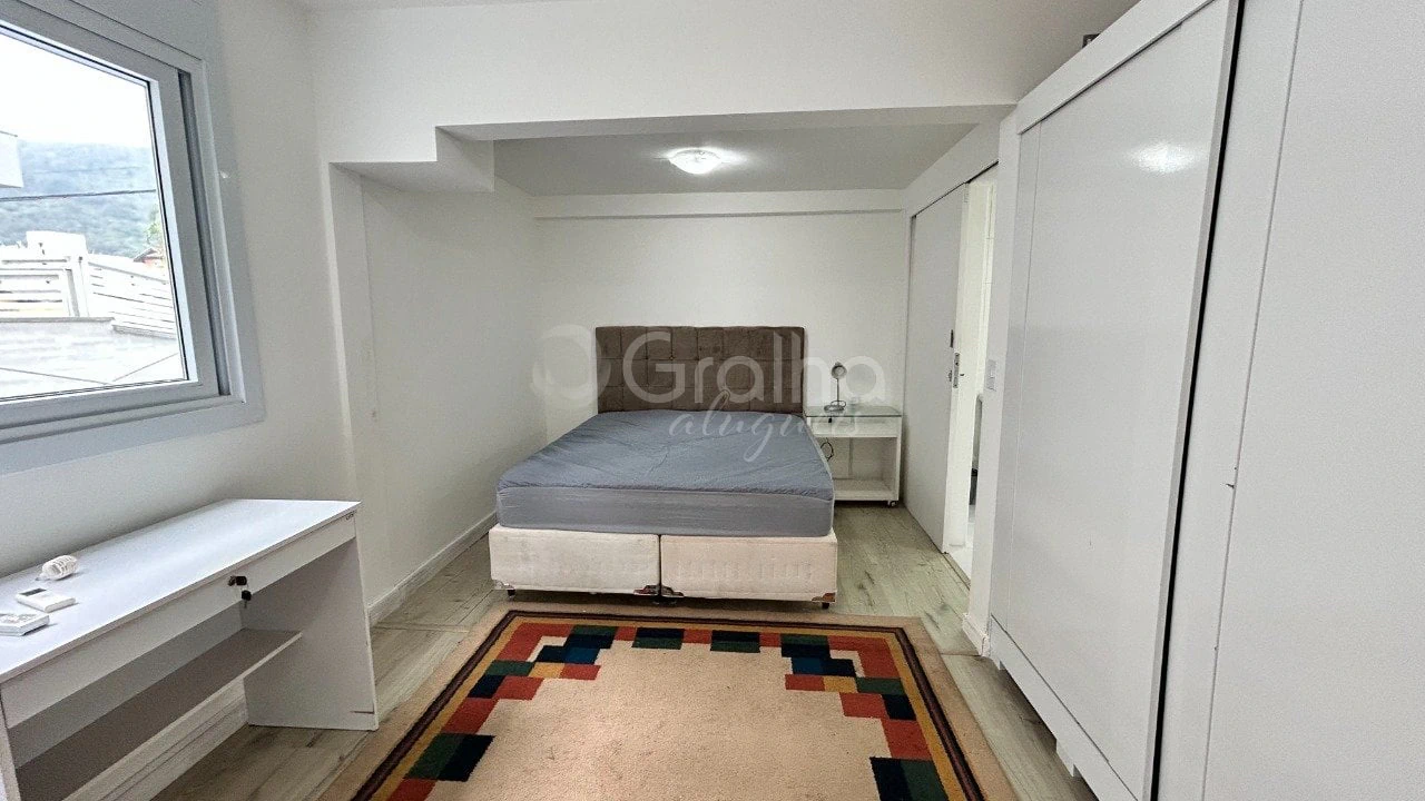 Квартира с 2 спальнями и рабочим местом — photo 16