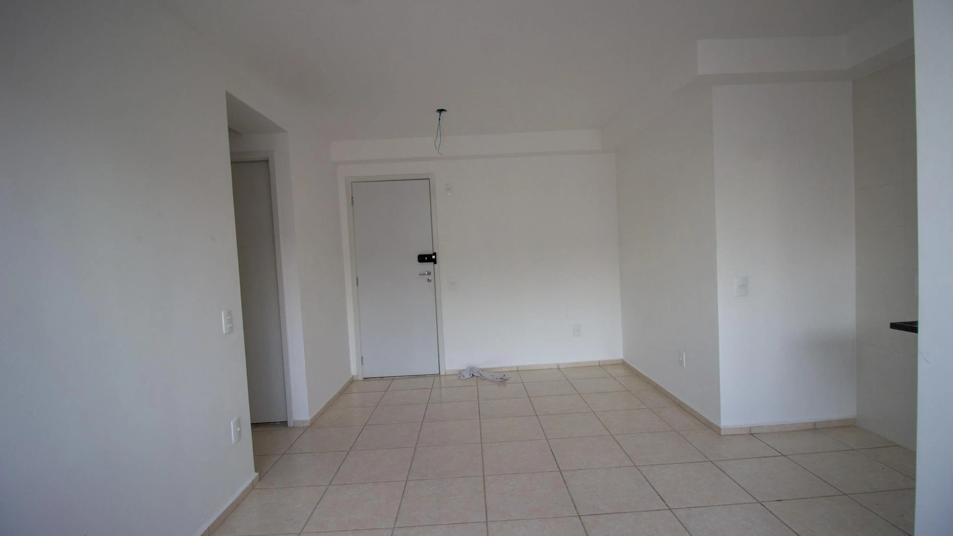 Home office in a 2-bedroom apartment, 45 m² — photo 12