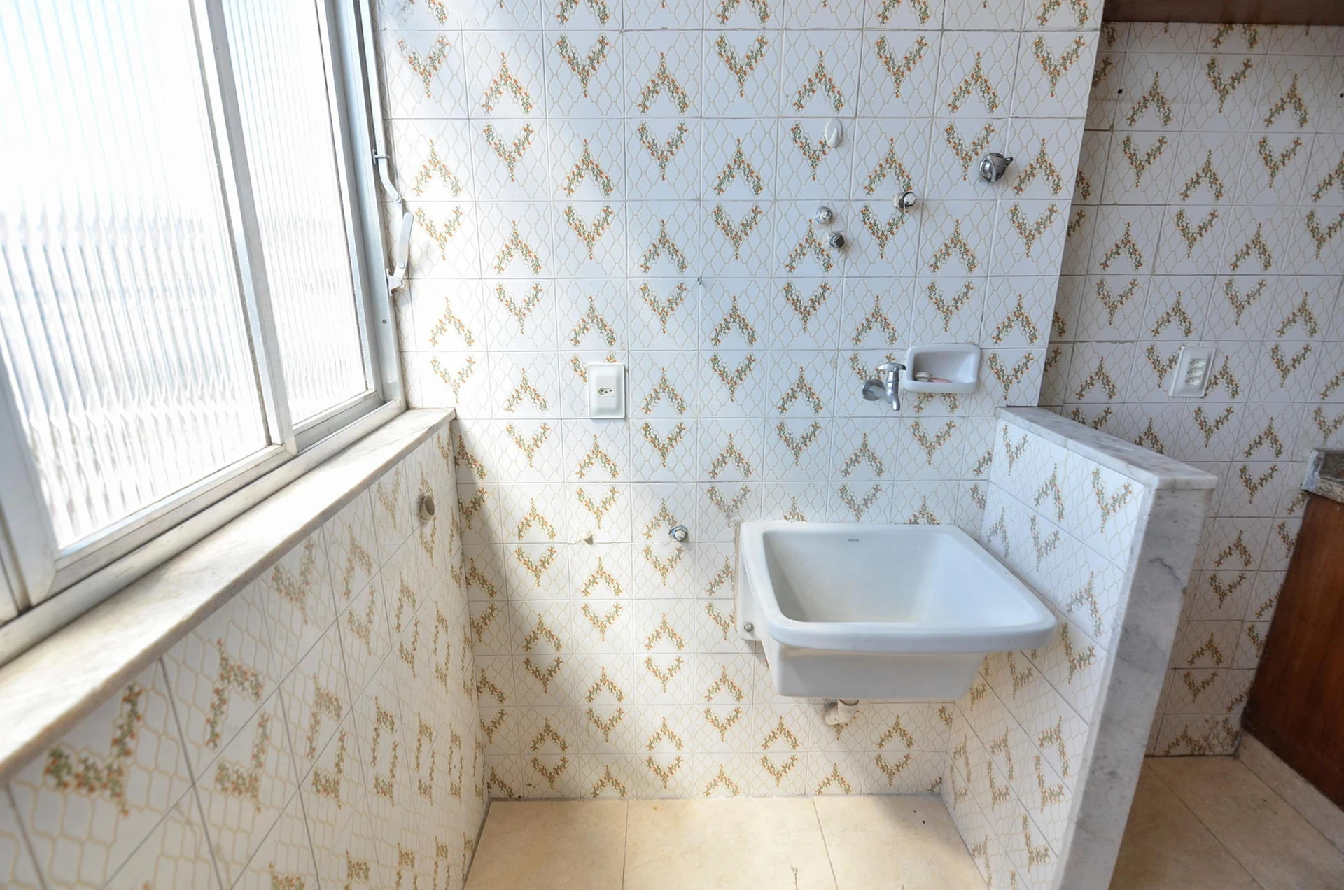 Unfurnished apartment with 3 bedrooms and 2 parking spots — photo 32