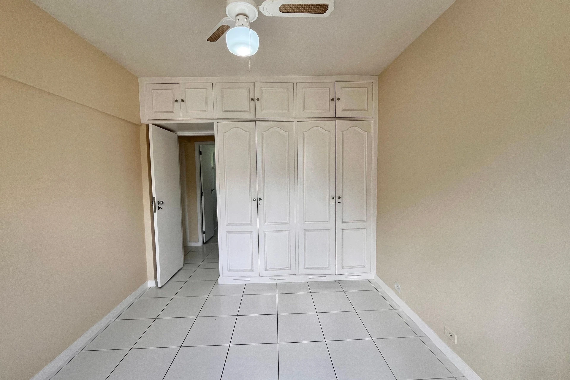 Unfurnished 2-bedroom rental apartment with 2 baths — photo 60