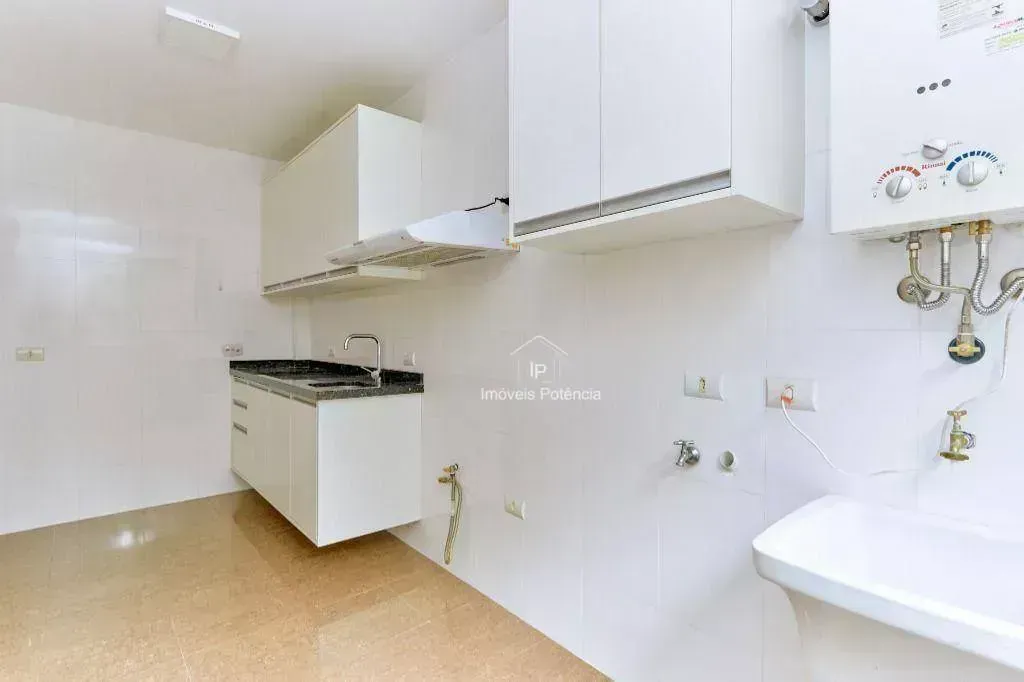 3-bedroom apartment with a private BBQ in Curitiba — photo 17