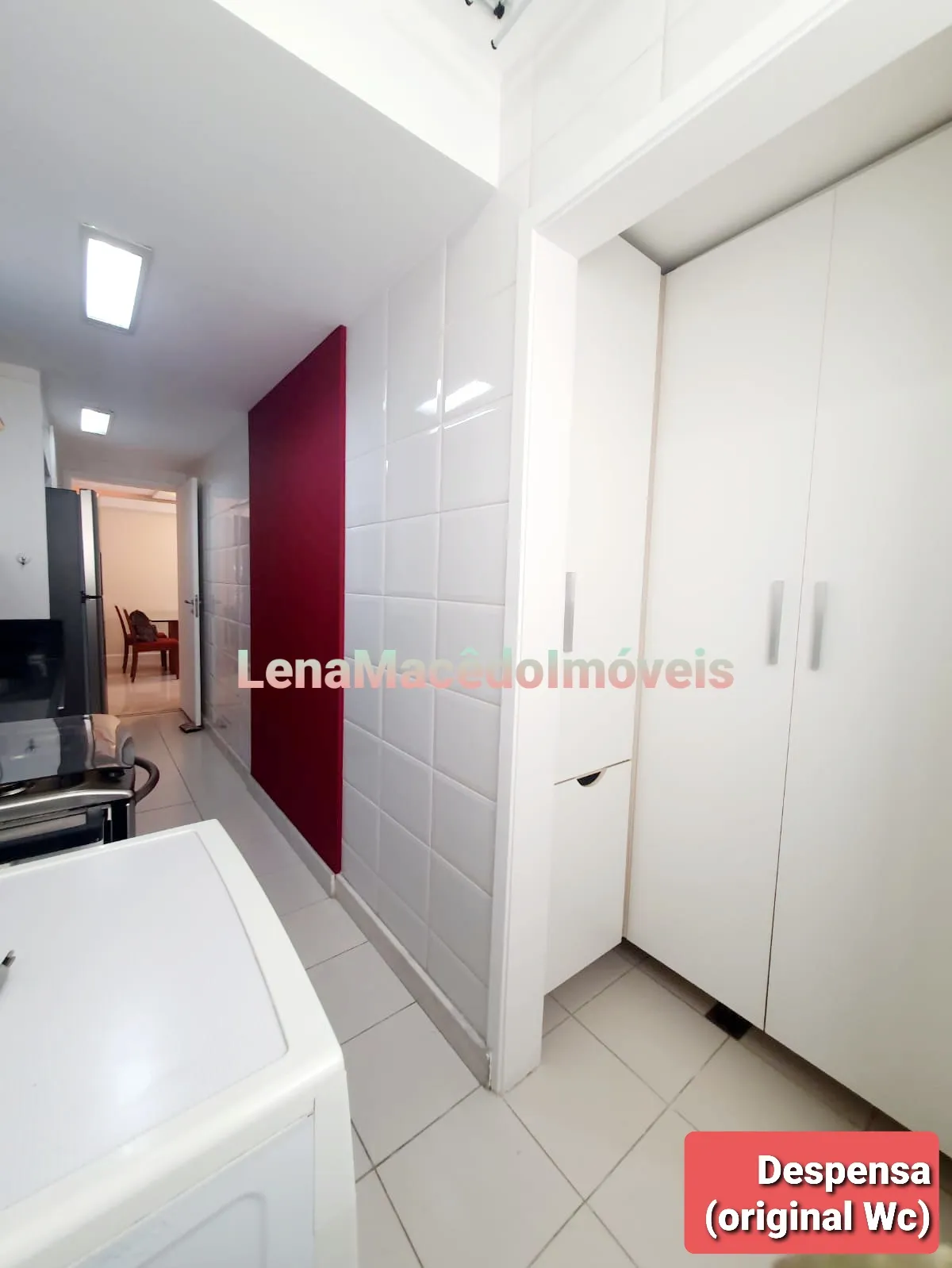 2-bedroom apartment with 2 bathrooms and a balcony — photo 40