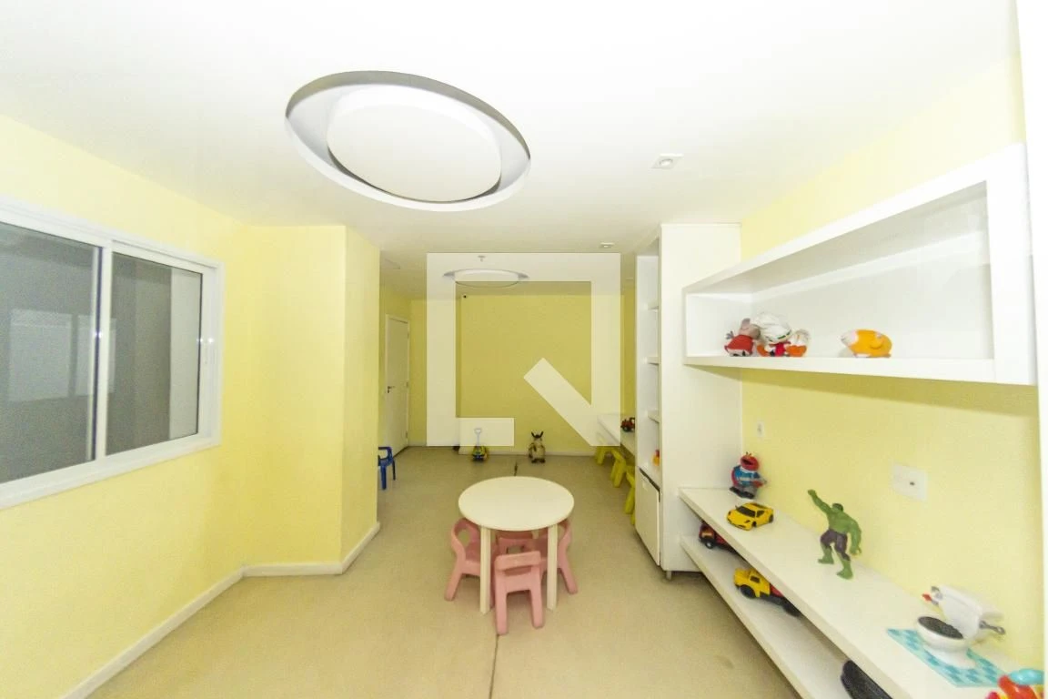 Furnished 2-bedroom apartment with 1 bath and parking — photo 65