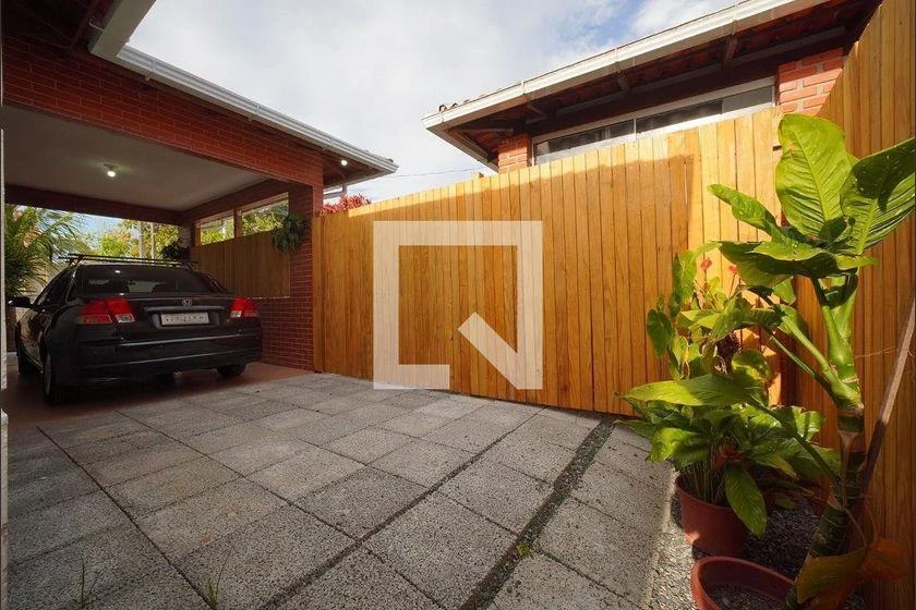 Furnished 2-bedroom, 78 m² house in Florianópolis — photo 7