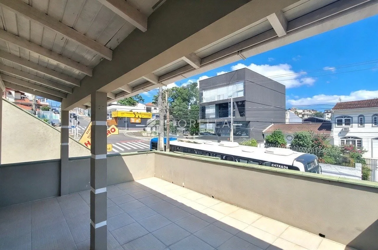 3-bedroom house with a grill on the balcony in Florianópolis — photo 15