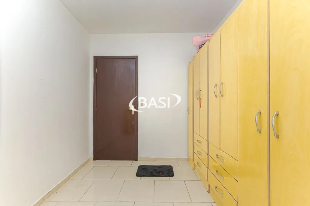 3-bedroom house with a washing machine in Curitiba — photo 2