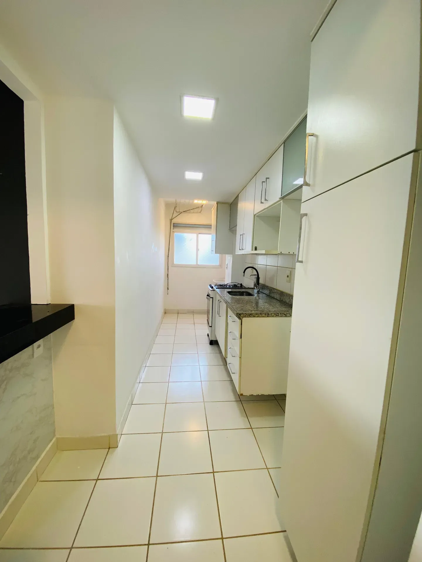 3-bedroom apartment with 2 en-suites, 70 m² on the 7th floor — photo 28