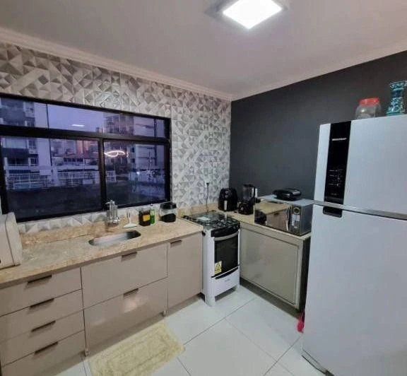 Apartamento amueblado con 2 dormitorios y 2 baños — photo 3