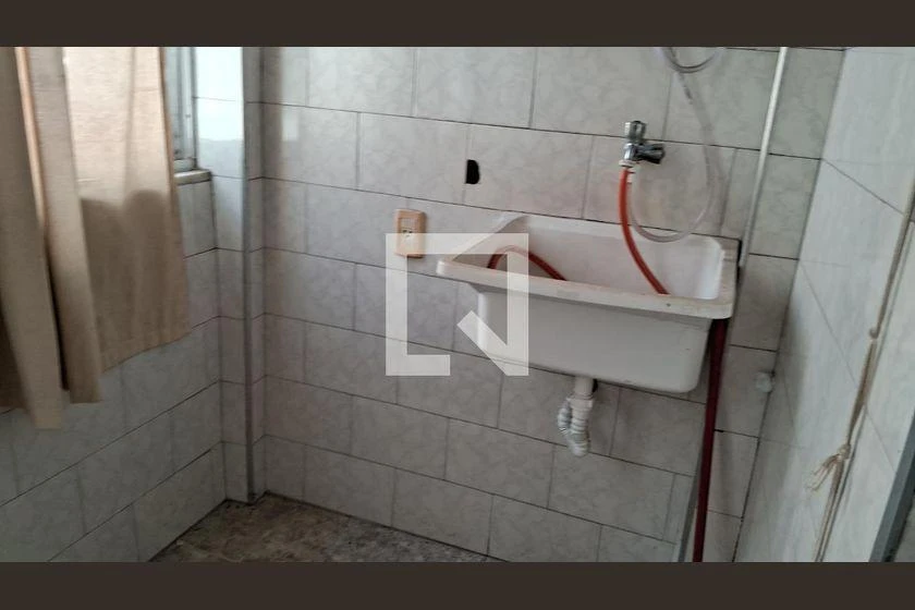 Apartamento con 3 habitaciones y cocina independiente — photo 7