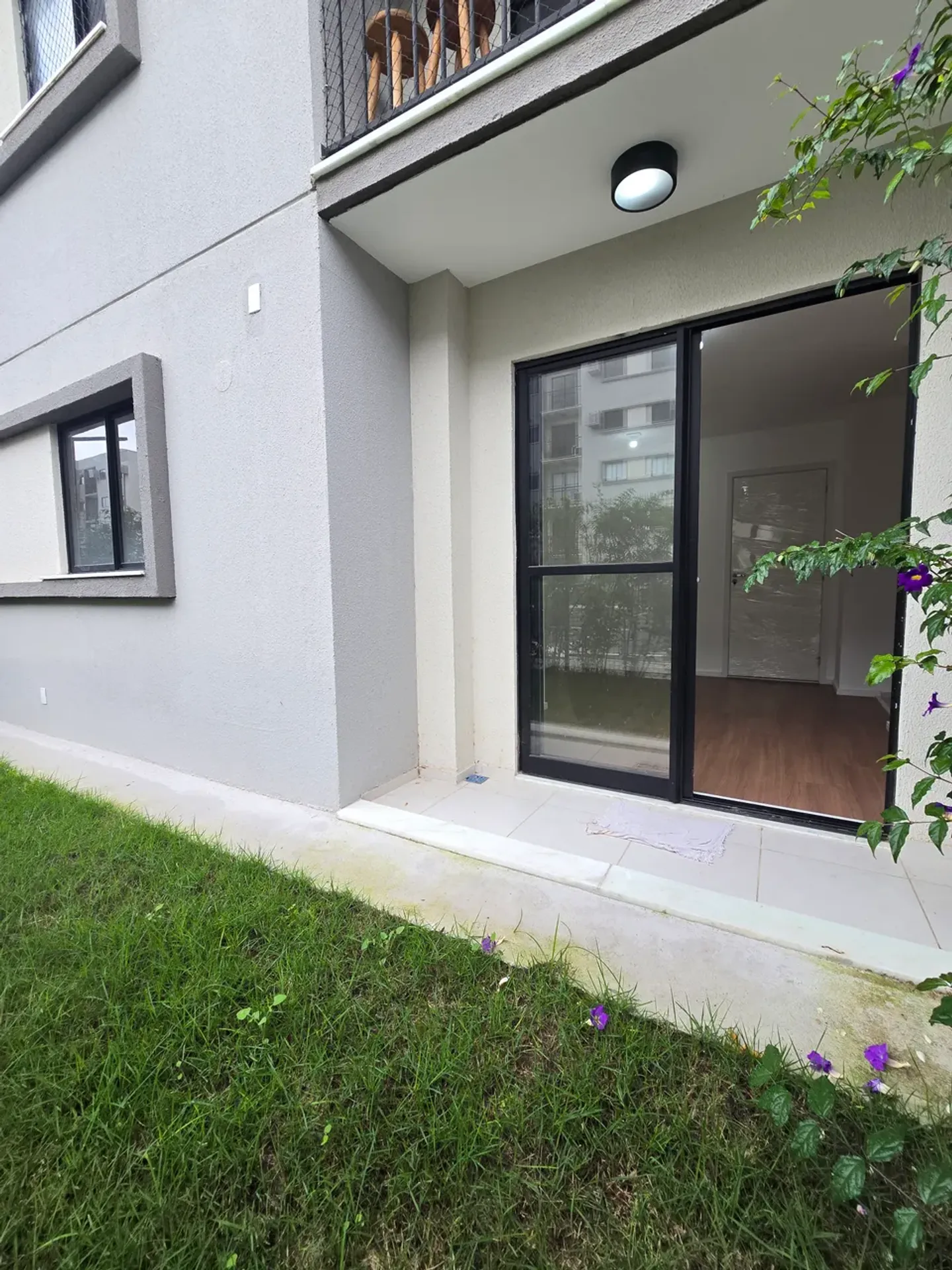 Garden apartment with 2 bedrooms and 1 bathroom — photo 36