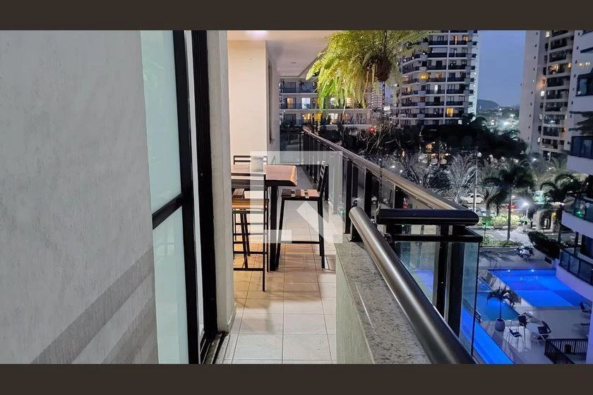 Rental apartment with 3 bedrooms and a glazed balcony — photo 6