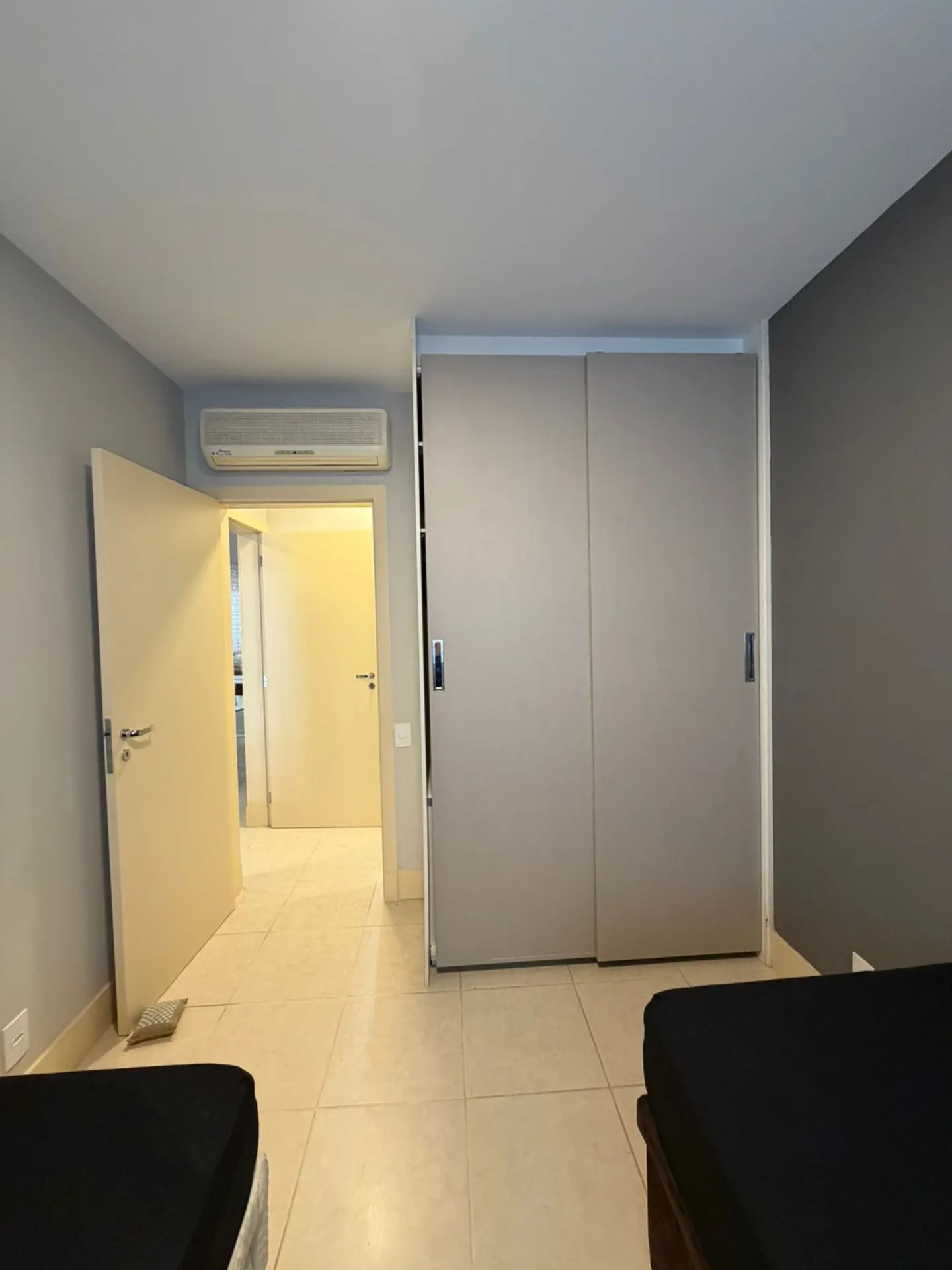 Furnished 2-bedroom apartment with suite and 114 m² — photo 11