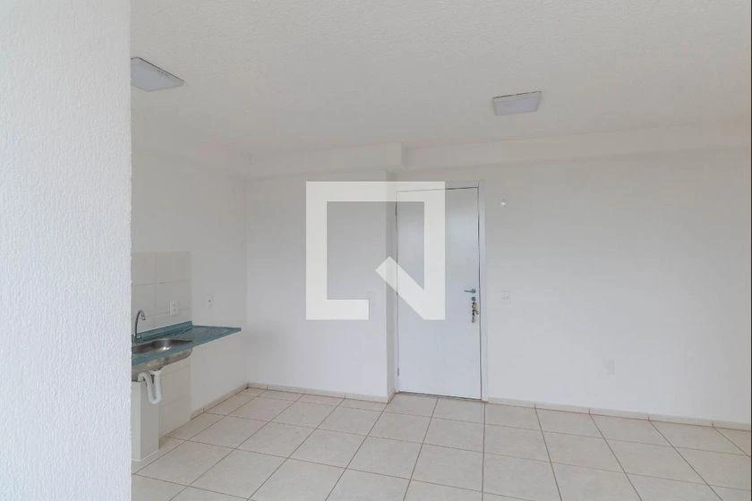 2-bedroom apartment with a mountain view — photo 2