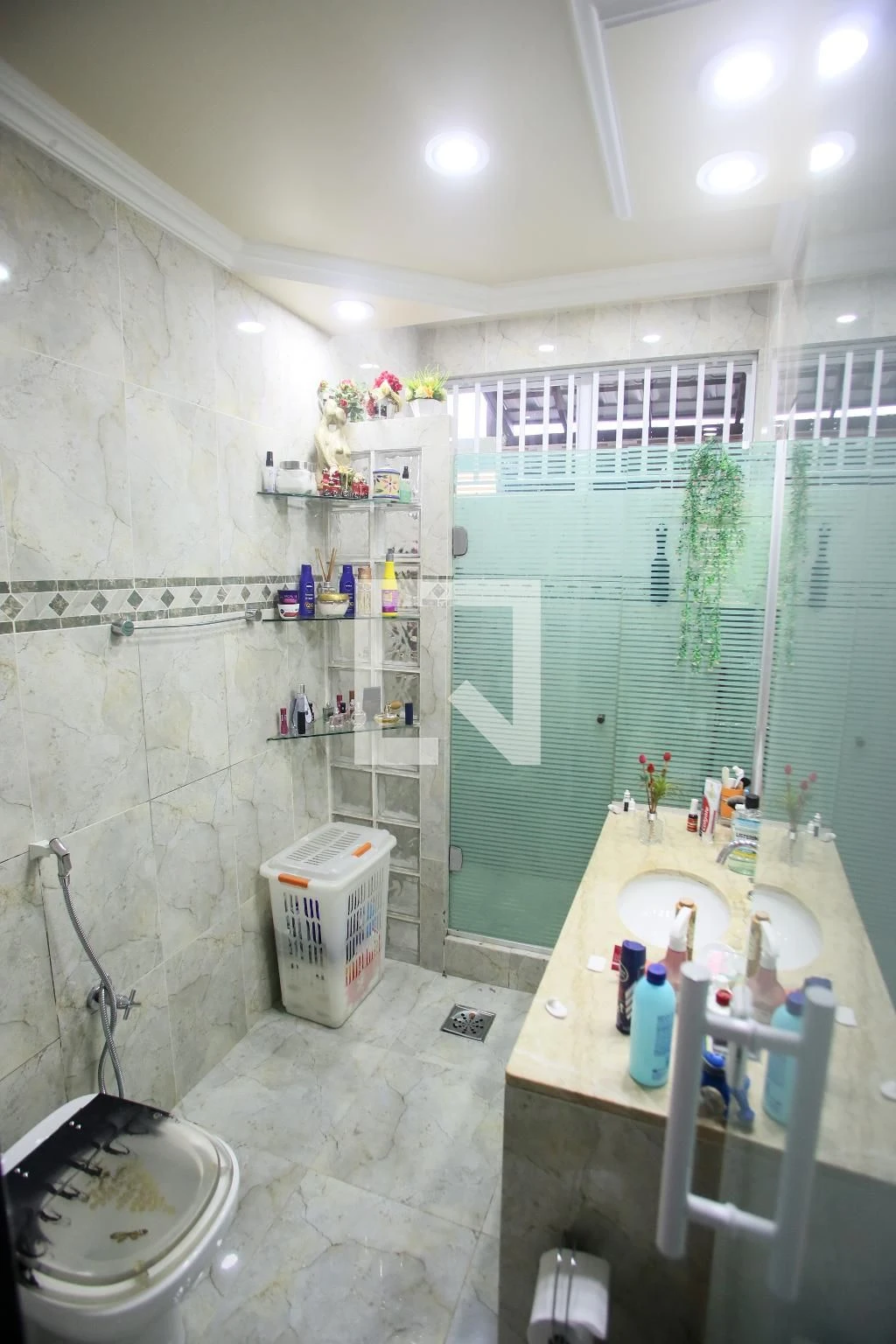 5-bedroom house with a bathtub in Rio de Janeiro — photo 59