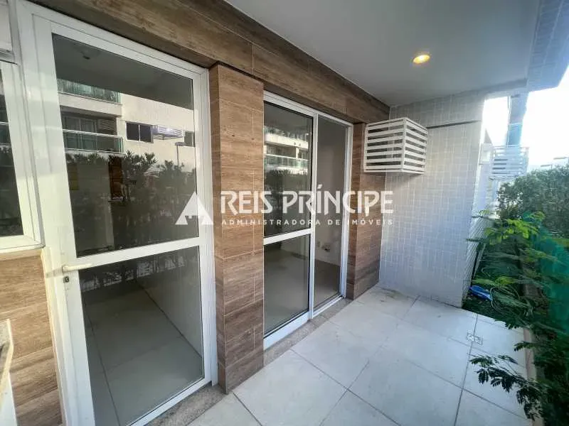 92 m² apartment with 3 bedrooms and a pool in the building — photo 7