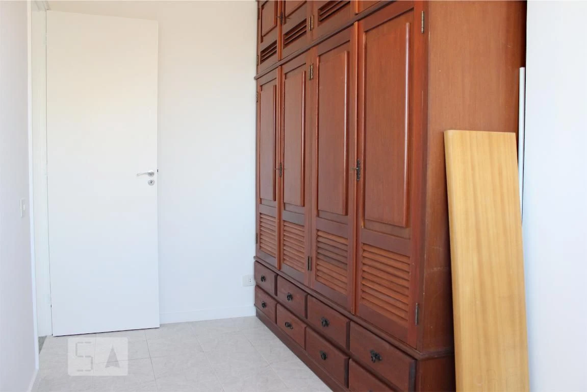 2-bedroom apartment with a water view — photo 14