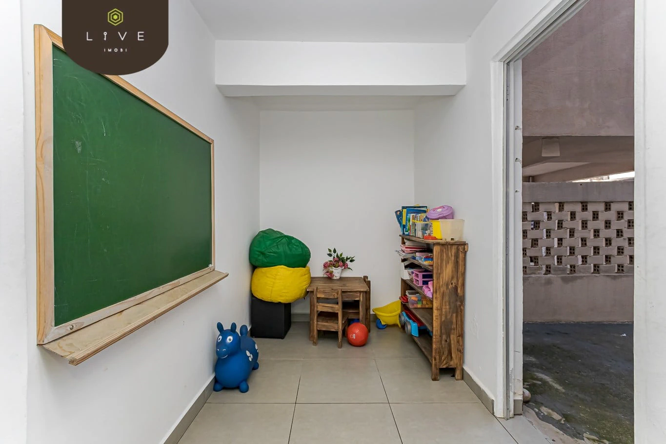 Apartamento mobiliado com 2 quartos e cozinha integrada — photo 26