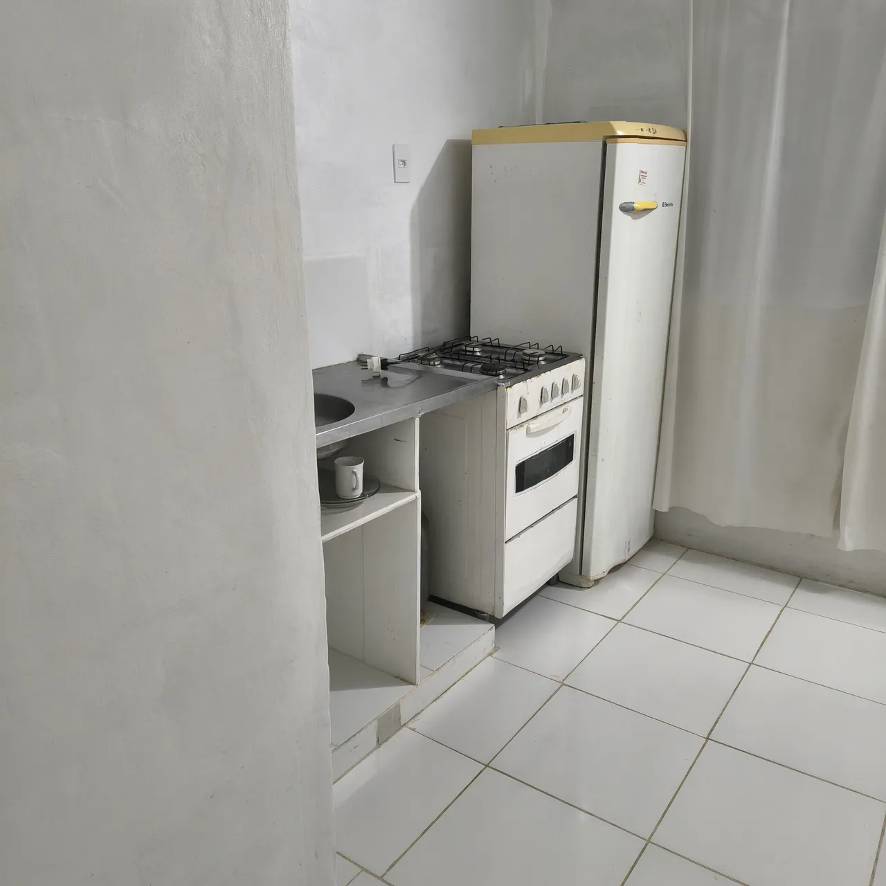 20 m² studio with a home office and a washing machine — photo 4