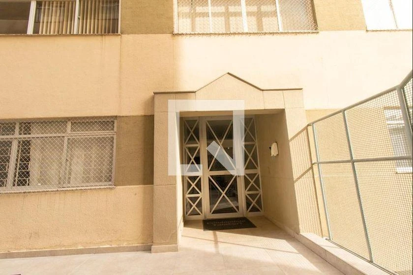Apartment with 3 bedrooms and a balcony — photo 26