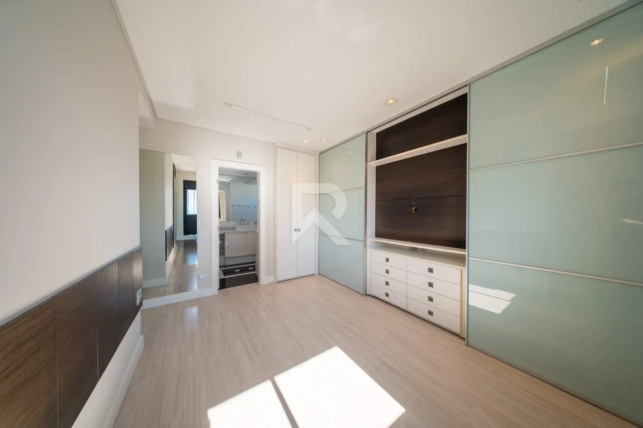 151 m² apartment with 3 bedrooms and 2 parking spots — photo 5