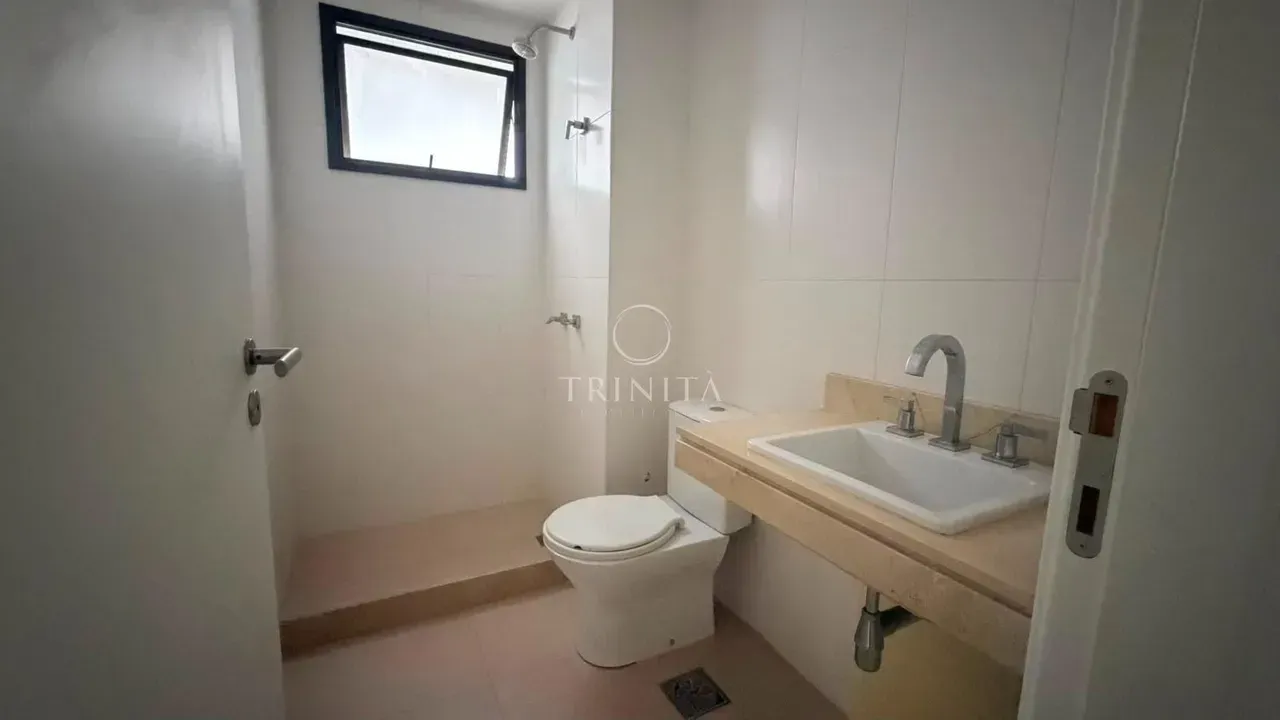 Apartment with 3 bedrooms and 3 bathrooms — photo 14