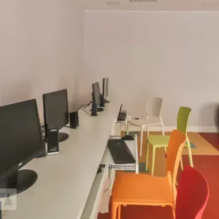 1-bedroom apartment with open-plan gas kitchen — photo 14