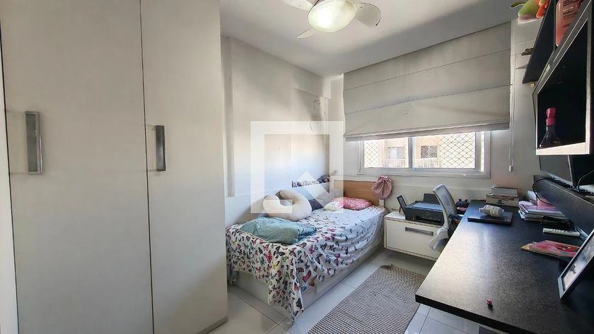 Панорамные окна и 4 спальни: квартира 200 м² — photo 12