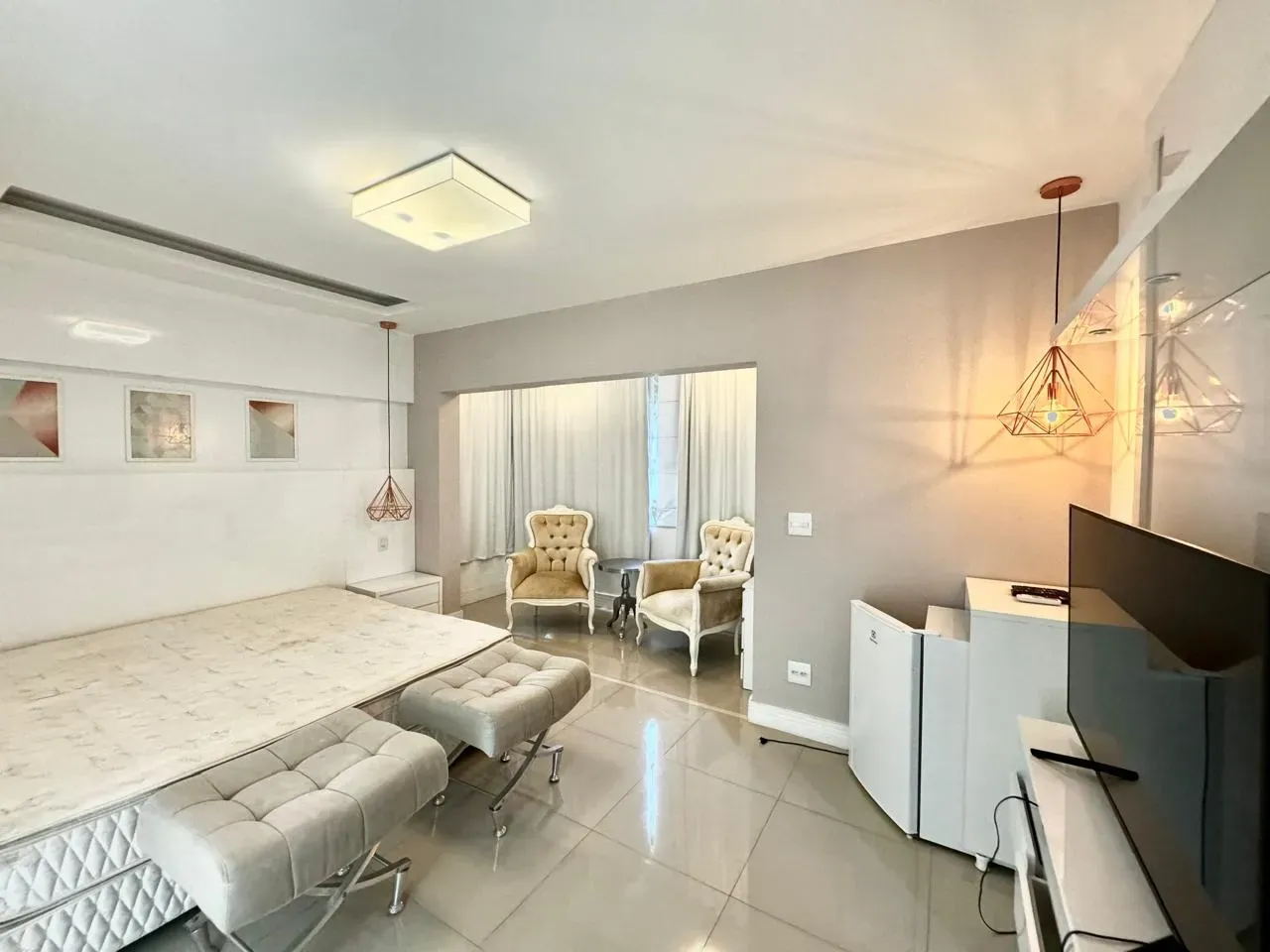 Furnished house with 5 bedrooms and open-plan kitchen — photo 24