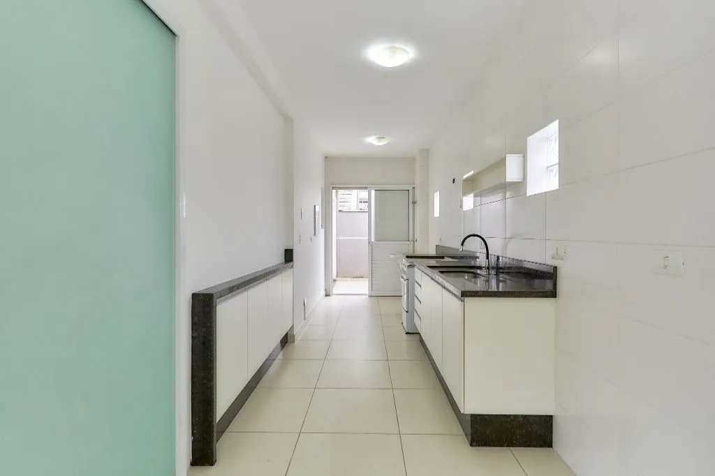 3-bedroom apartment with balcony and 120 m² — photo 11