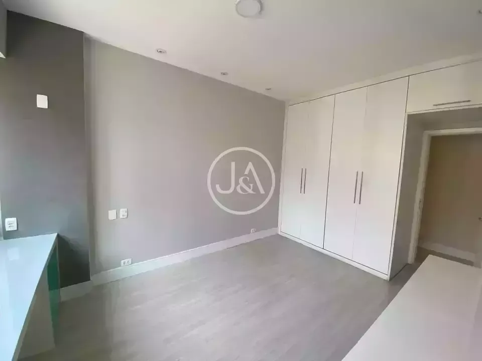 Apartamento de 3 quartos, sendo 1 suíte, 124 m², Lagoa — photo 4