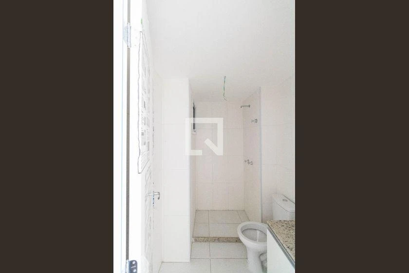 Rental apartment with 3 bedrooms and a balcony — photo 32