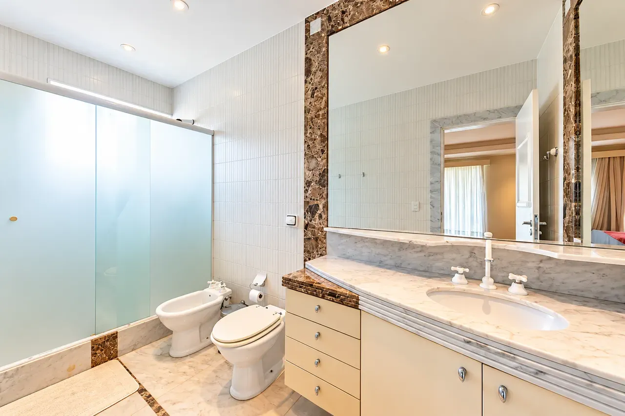 5 quartos e lava-louças: casa de 922 m² — photo 14
