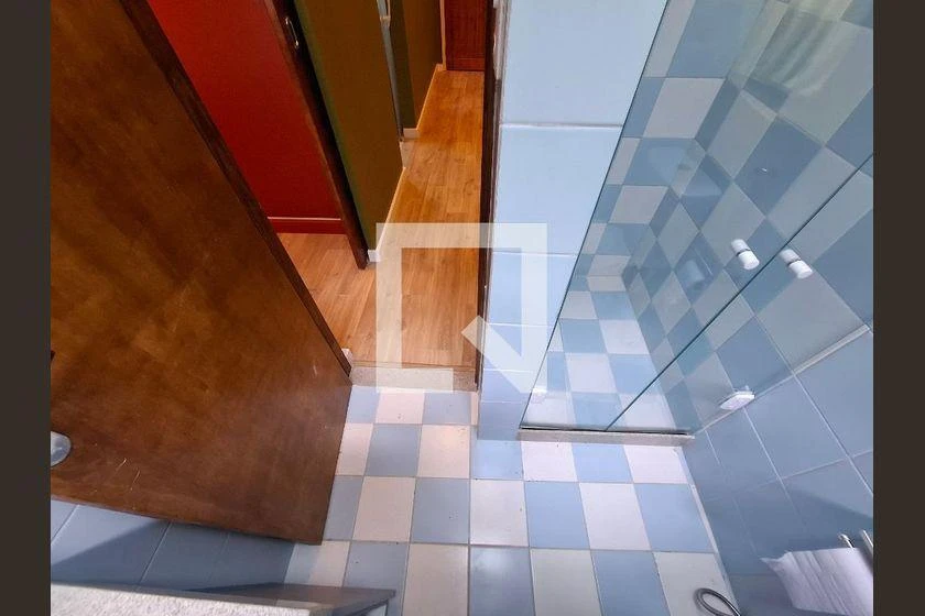 Washing machine in a one-bedroom apartment, 39 m² — photo 17