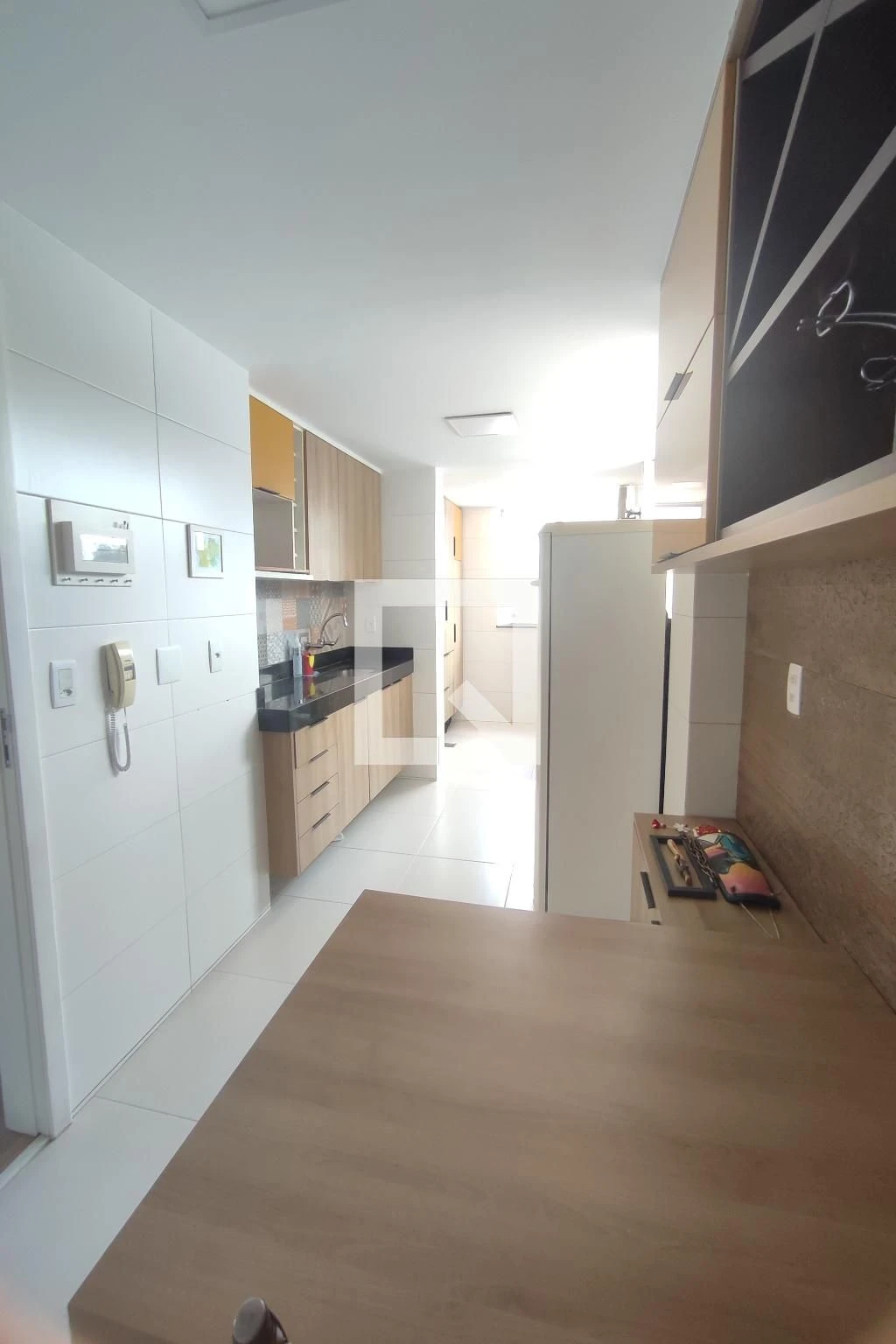 Rental apartment with 2 bedrooms, 1 suite, balcony
