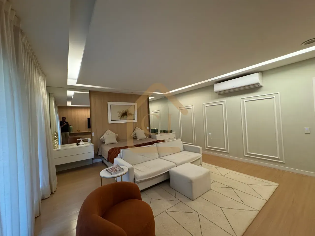 Furnished triplex house with 5 bedrooms and 5 bathrooms — photo 15