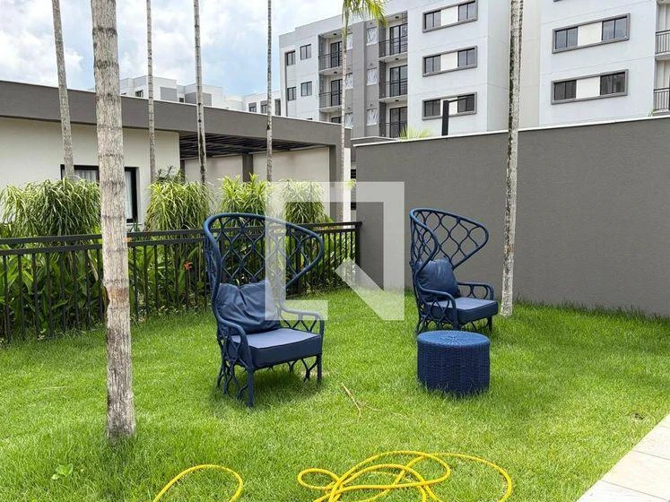 2-bedroom apartment in a building with a gym — photo 7