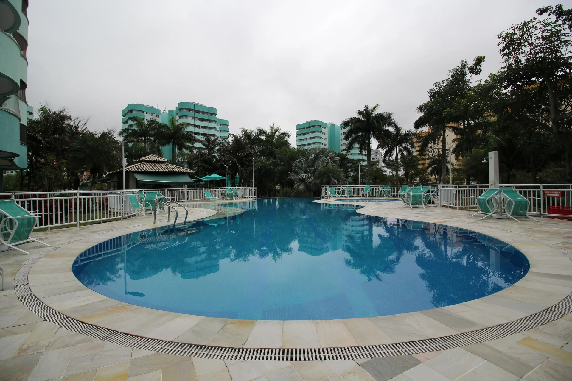 Furnished apartment, 80 m², with a washing machine — photo 14